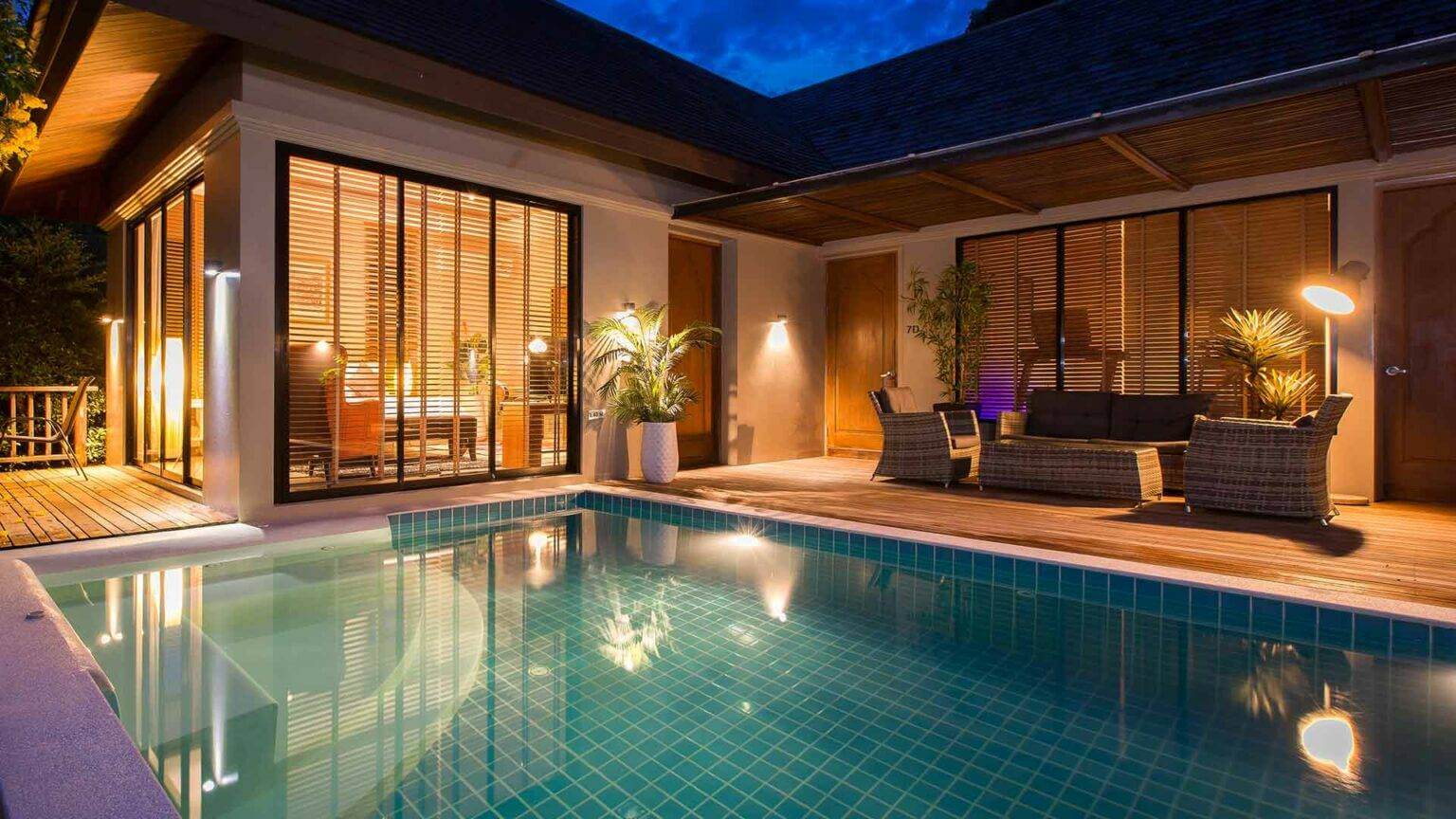 Our rooms - Bedroom with Pool